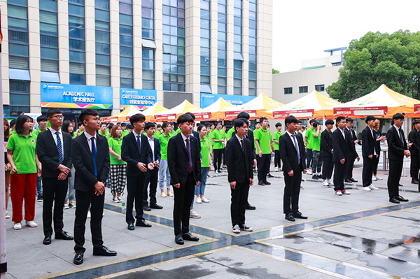 南京新華第十八屆校園人才交流會(huì)暨2019年創(chuàng)就業(yè)宣傳周啟動(dòng)儀式正式啟幕！